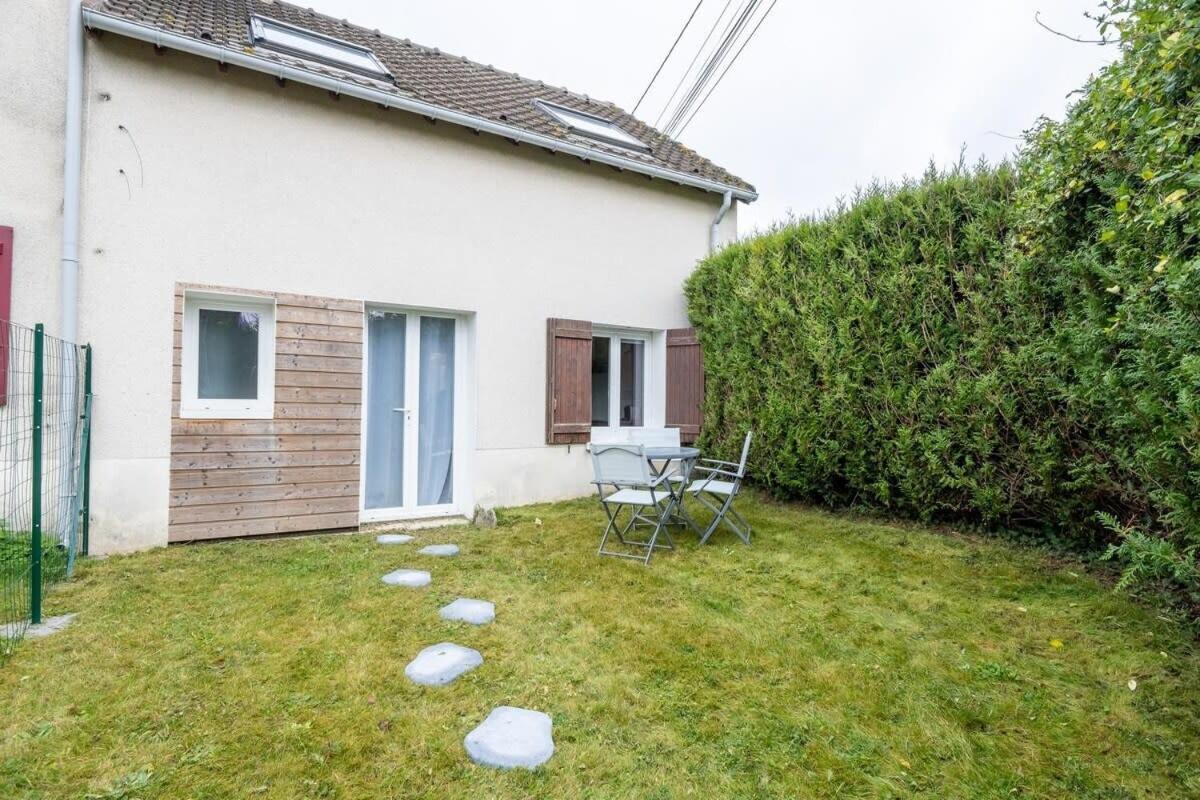 Apartment Maison De Charme Proche - Hôte Dammartin-sur-Tigeaux